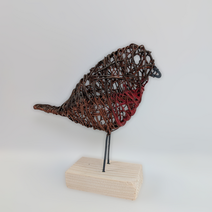 3D Wire Robin Sculptures | Like a Bird out of Wire